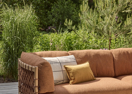 Apple Bee Grace loungebank teak met cognac BEE WETT kussens en sierkussens