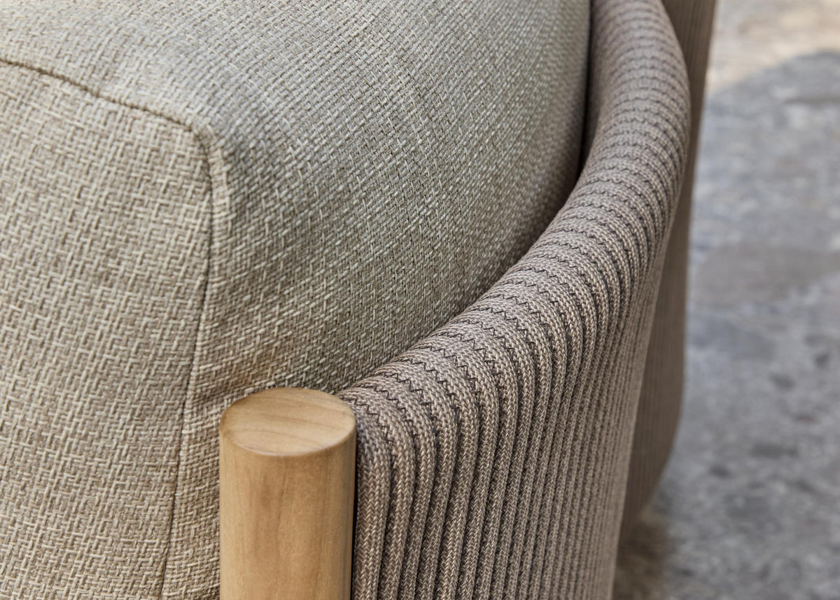 Apple Bee Sapporo detail brown rope vlechtwerk en teak poot