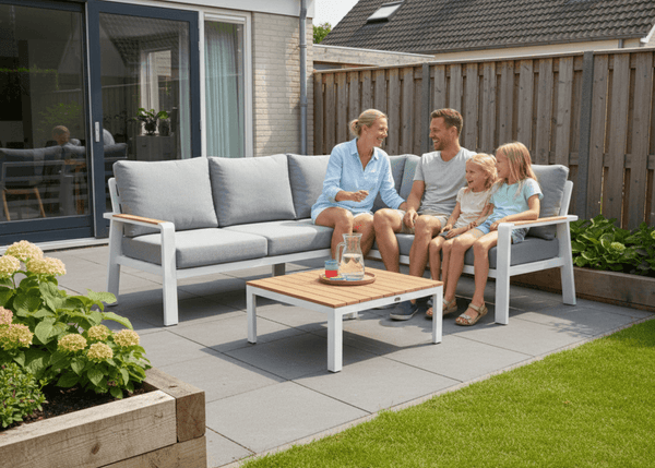 Belito Lotte Loungeset wit aluminium, sfeerbeeld op terras