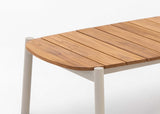 Belito Julia loungeset detail taupe aluminium frame met teakhouten armleuning