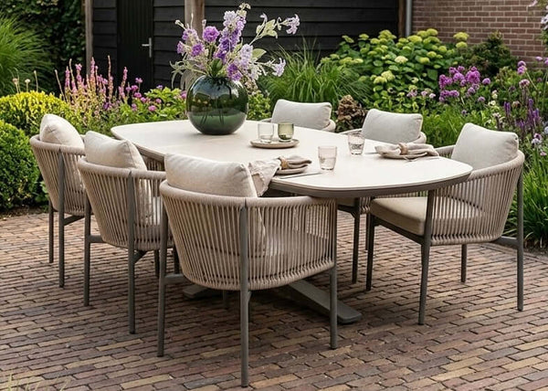Apple Bee Zanzibar tuintafel in Taupe, detail