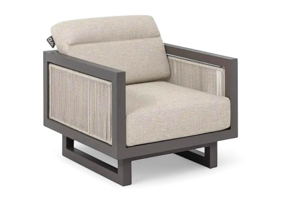 Apple Bee Santorini Rope loungestoel met comfortabel kussen en modern design in taupe en donkerbruin frame.