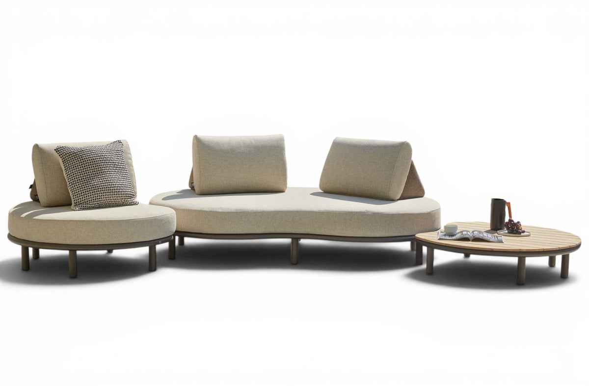 Apple Bee Moon Island loungeset met loungesofa en tafeltje in een moderne woonkamer.