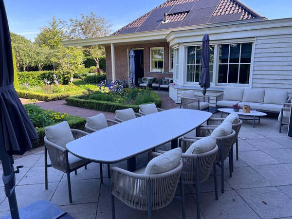 Apple Bee Bora Bora loungebank taupe rope in de tuin