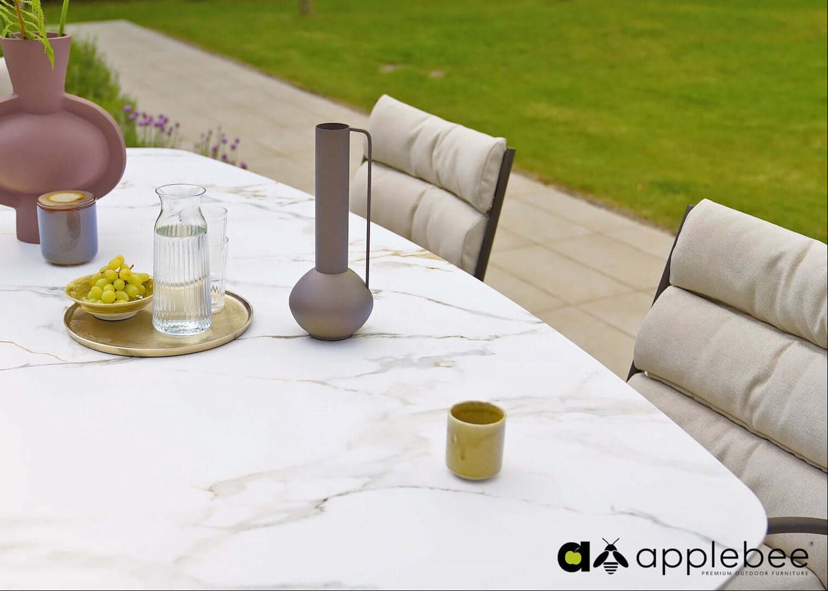 Apple Bee Camp Bay Zanzibar Bronze dining set